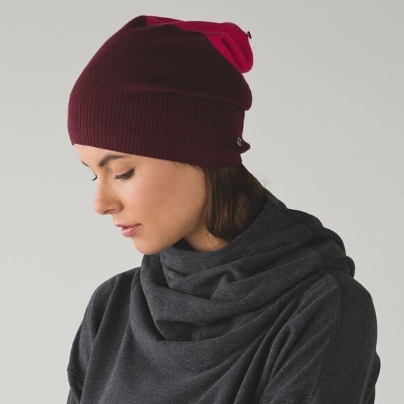 RARE Lululemon 2pack Merino Wool Bordeaux Purple Pink Beanie Hat NWOT - Picture 6 of 15